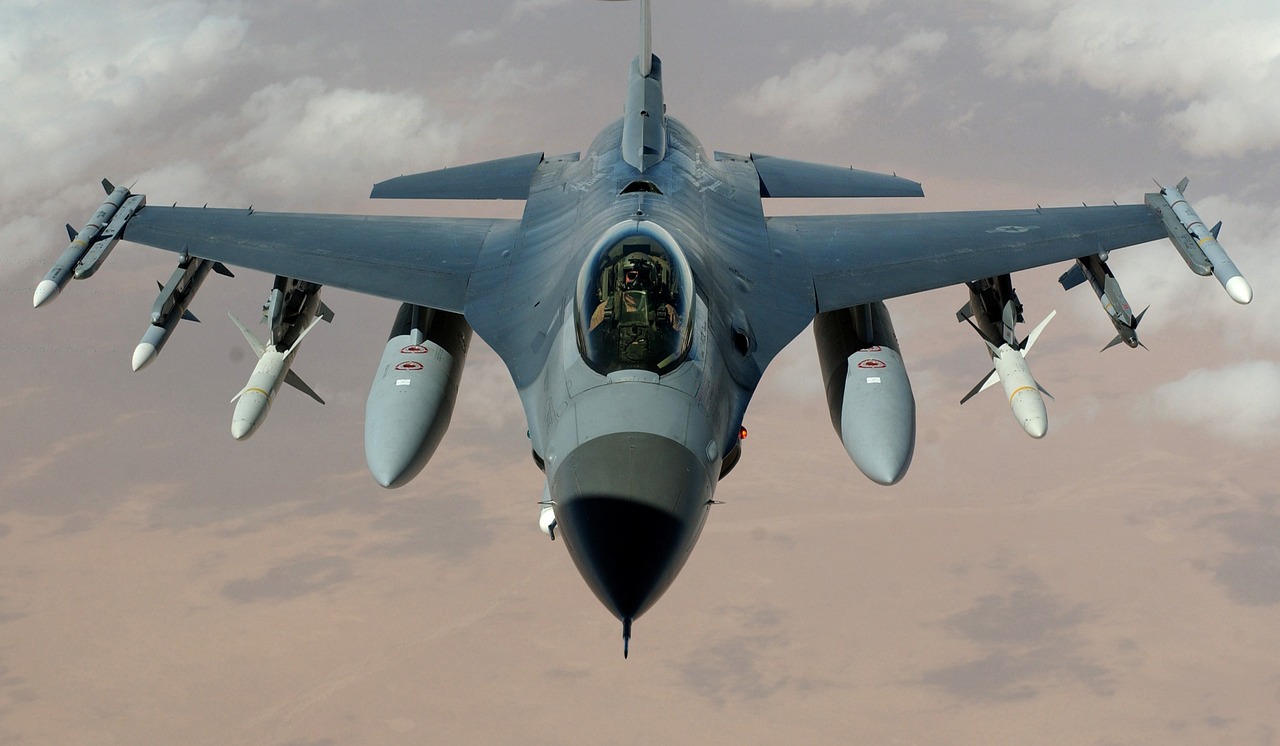 Aircraft dining